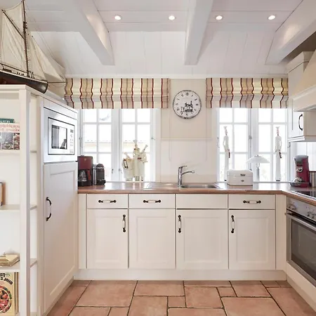 Reethues Marta - Rechts * Utersum